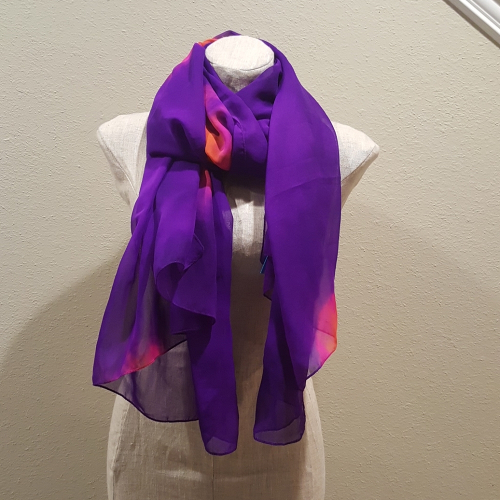 Purple Shaw or scarf